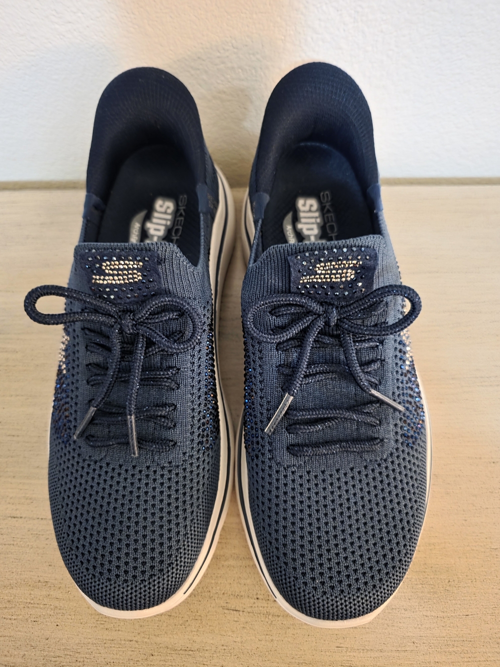 Skechers Navy Slip-On Memory Foam Walking Shoes 6 NEW - Picture 8 of 9